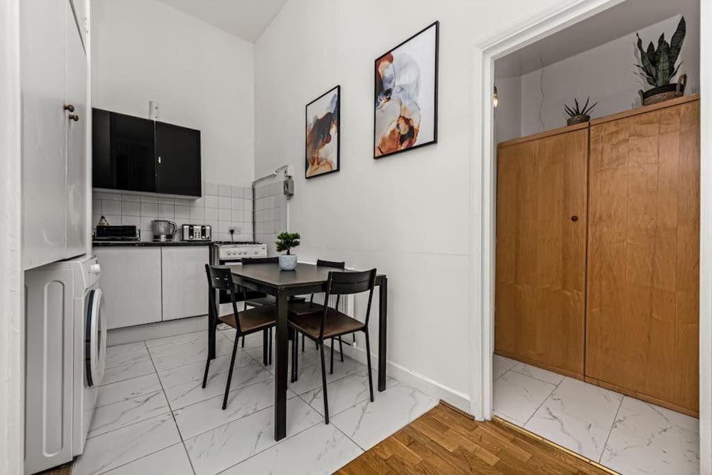 Deluxe Flat On Kentish Town Apartment Лондон Екстериор снимка