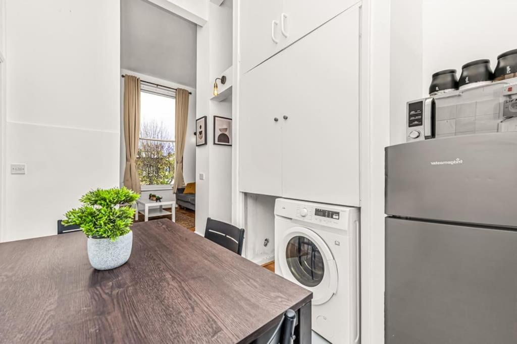 Deluxe Flat On Kentish Town Apartment Лондон Екстериор снимка